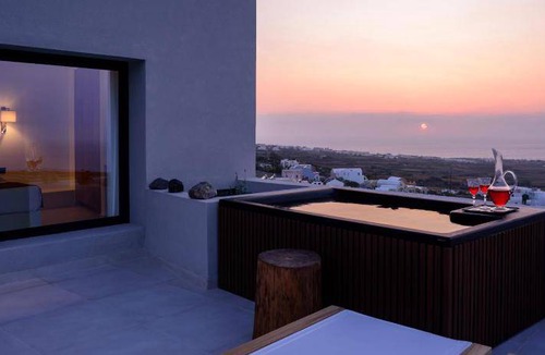 Finikia Apartment | 42 m² Serviced apartment ∙ 3 guests