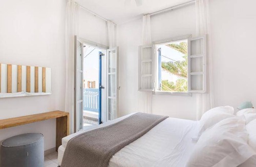 Kamari Apartment | 50 m² Apartment ∙ 3 guests