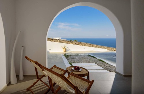 Vourvoulos Hotel | 50 m² Hotel ∙ 10 guests