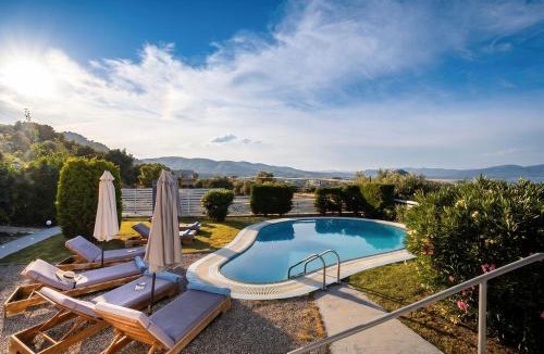 Vlicha Villa | 50 Shades of Blue