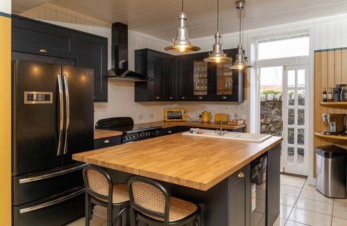 Kingussie House | 50 The High Street - By The House of Danu - 5 Bedroom Townhouse