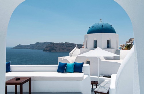 Oia Bed & Breakfast | 55 m² Bed and breakfast ∙ 127 guests