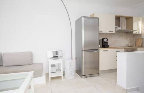 Mikri Vigla House | 6 bedroom , 3 pool , 2 jacuzzi Villa with amazing views , next to the beach