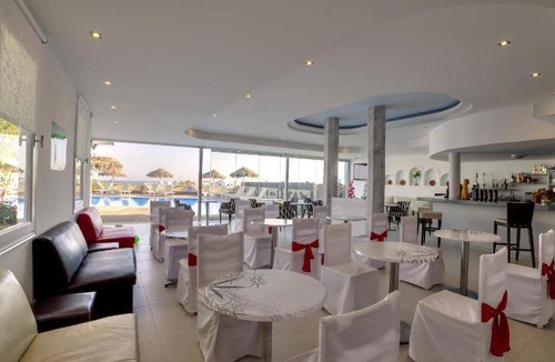 Perivolos Apartment | 60 m² Serviced apartment ∙ 6 guests