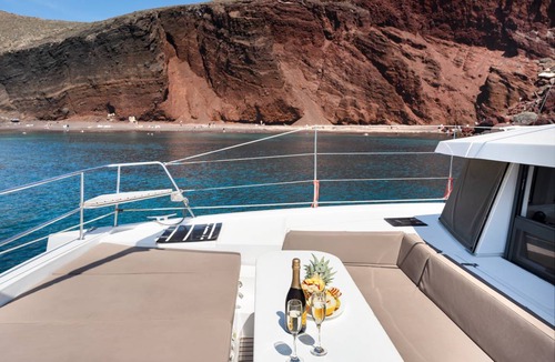 Vlychada Boat Rental | 65 m² Houseboat ∙ 4 bedrooms ∙ 8 guests