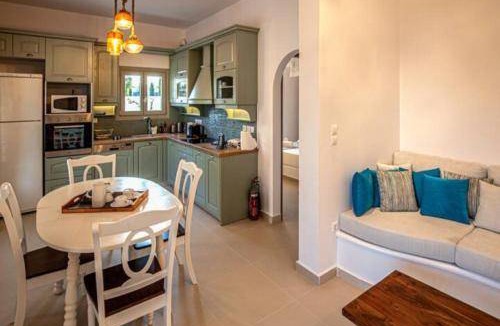 Perivolos Villa | 70 m² Villa ∙ 2 bedrooms ∙ 4 guests