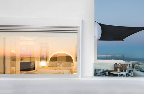 Fira Apartment | 80 m² Apartment ∙ 1 bedroom ∙ 4 guests