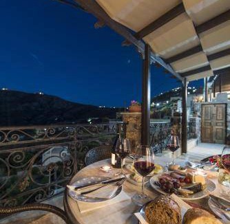 Exo Gonia House | 85 m² House ∙ 3 bedrooms ∙ 7 guests