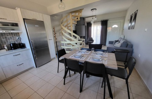 Spata-Artemida House | 98 sq m holiday home near Athens airport and the beach in the area.