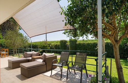 Kourouta House | A Casa D'Irene Country House with Terrace and Garden