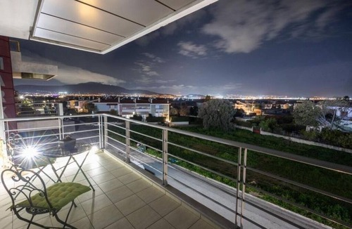 Markopoulon Apartment | A space of comfort and relaxation with a wonderful view and warm hospitality.