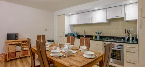 Fort Augustus House | Abbey Holidays Loch Ness Luxury Self Catering 2 Bedroom Cottages