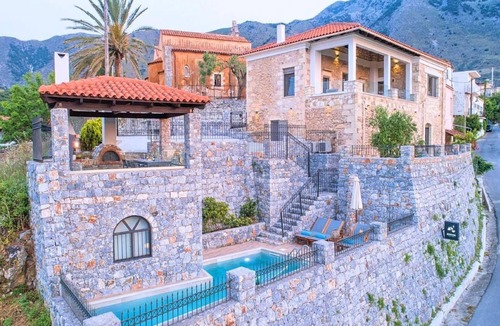 Kournas House | "Acrothea Villa Beheizter Pool" by Interhome