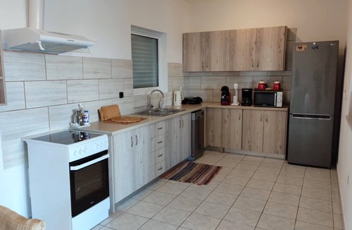 Agii Apostoli House | Aegean Beachfront Apartment