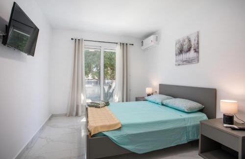 Kalithies Apartment | Aelia House