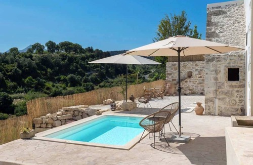 Amnatos Apartment | Aerida GuestHouse Of Stone - Maria Cozy Suite