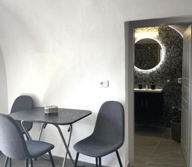 Megalochori Apartment | Aethera Apartments