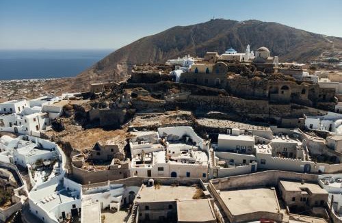 Pyrgos Villa | Aethra Vegan Caves