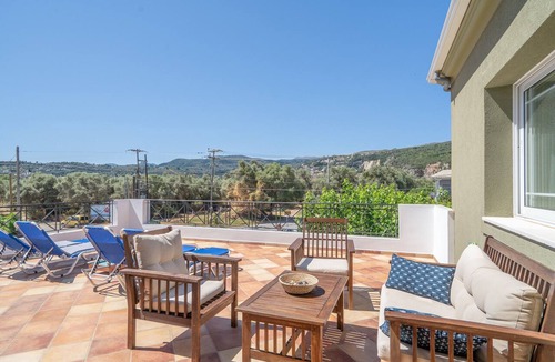 Lefkada Town Apartment | Agis Luxury House Apartment with Sea View, Wi-Fi, and Air Conditioning