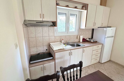 Chalkidiki Region Apartment | Agroktima Ioli – Peaceful Pool Retreat in Evia