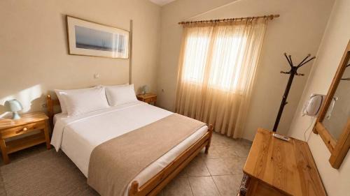 Chalkidiki Region Apartment | Agroktima Ioli - Peaceful Getaway with Pool Evia