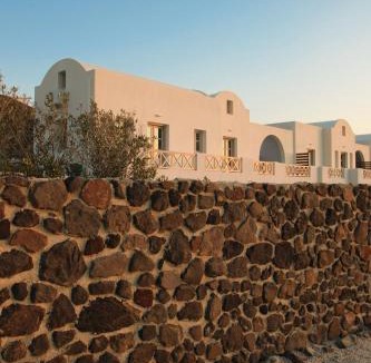 Finikia Apartment | Airy Suites Santorini