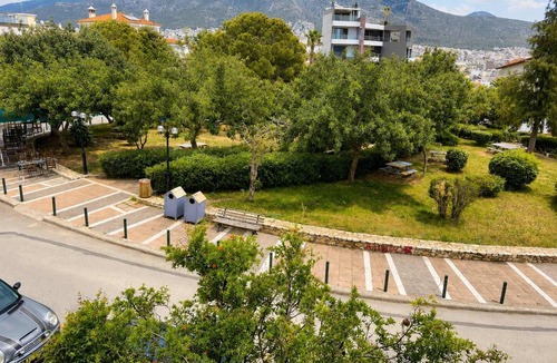 Alimos Apartment | Alimos Cozy Getaway, close to the beach