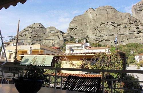 Kalambaka Apartment | Alkinoos Apt -Inspiring Living in Meteora -3BD