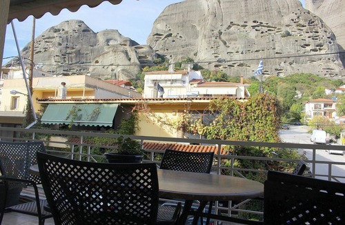 Kalambaka Apartment | Alkinoos Apt -Inspiring Living in Meteora -3BD