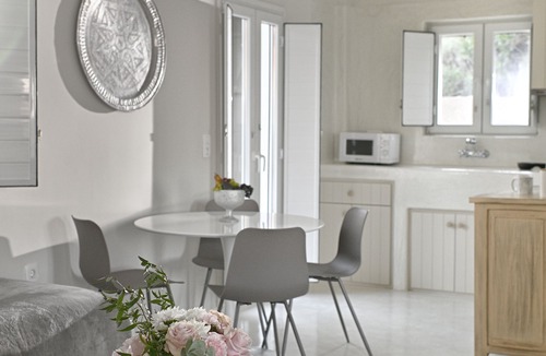 Exo Gonia House | Altura Ground Floor by K&K