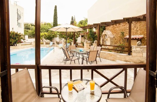 Roussospiti House | Amarandos Villa