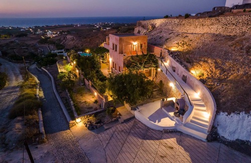 Oia Villa | Amazing Santorini Villa | Aurora Suite | 1 Bedroom | Wonderful Sea &.