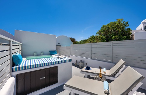 Imerovigli Villa | Amoramelia Jacuzzi Villa, Amoramelia Villas