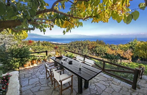 Egira Apartment | Ampelos Estate