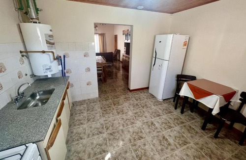 El Calafate Apartment | Amplia casa en pleno centro con estacionamiento