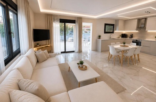 Flogita Villa | Amy Luxury Villa