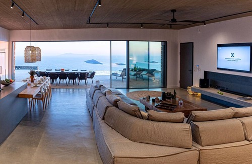 Gavrio Villa | AndrosThea Luxury Villa