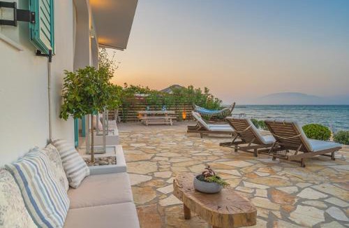Alykes Villa | Anemos Beach House, by ZanteWize