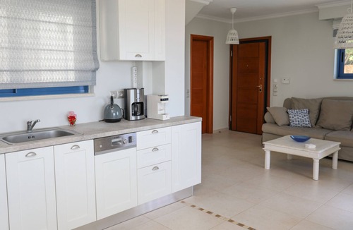Skiathos Villa | ANGIO VILLAS SPA WITH HYDROTHERAPY POOL
