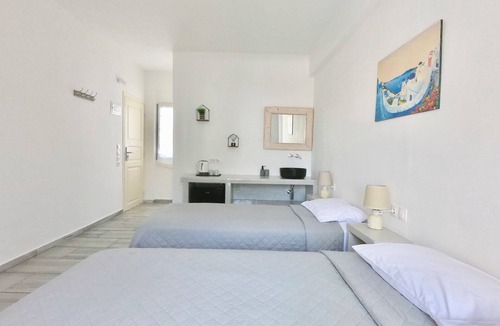 Perissa House | Anny Studios Perissa Beach