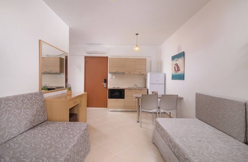 Pefkochori Apartment | Apanemia Apartments by Flegra
