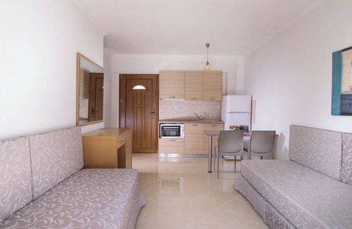 Pefkochori Apartment | Apanemia Apartments by Flegra