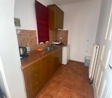 Akrotiri Apartment | Apartment ∙ 4 guests
