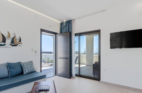 Agios Georgios House | Apartment 'Basilica Kalavria' with Sea View, Wi-Fi and Air Conditioning