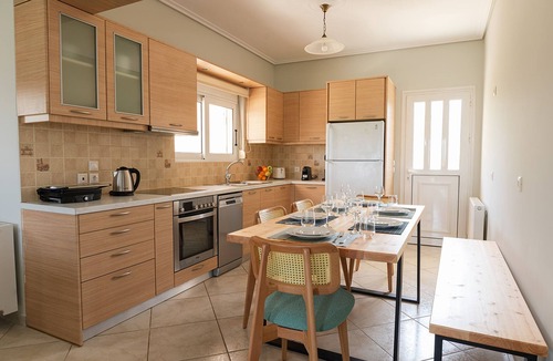 Menegata Apartment | Apartment Eliana - 3 brms - 1st floor - Building B