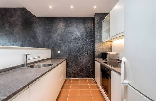 Gennadi Apartment | Apartment In A Hotel 'Standard Apartment No 3' with Mountain View, Wi-Fi and Air Conditioning