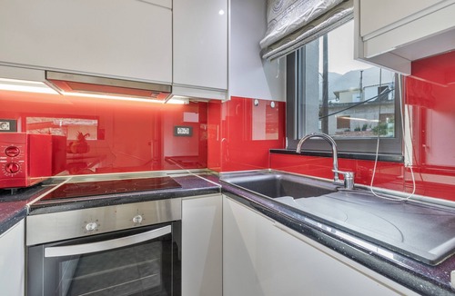 Filaki Apartment | Apartment 'Modern' with Mountain View, Wi-Fi and Air Conditioning