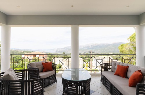 Menegata Apartment | Apartment Neso - 2 bdrm - 2nd floor - Building A