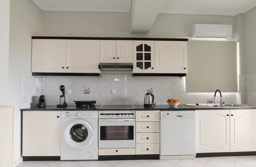 Menegata Apartment | Apartment Neso - 2 bdrm - 2nd floor - Building A