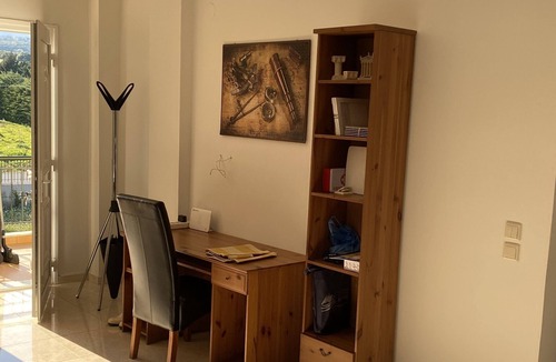 Litochoro Apartment | Apartment 'Olyvia' with Sea View, Wi-Fi and Air Conditioning